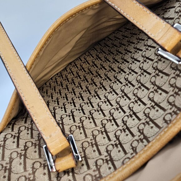 Dior Trotter Tote Bag - Picture 9 of 17